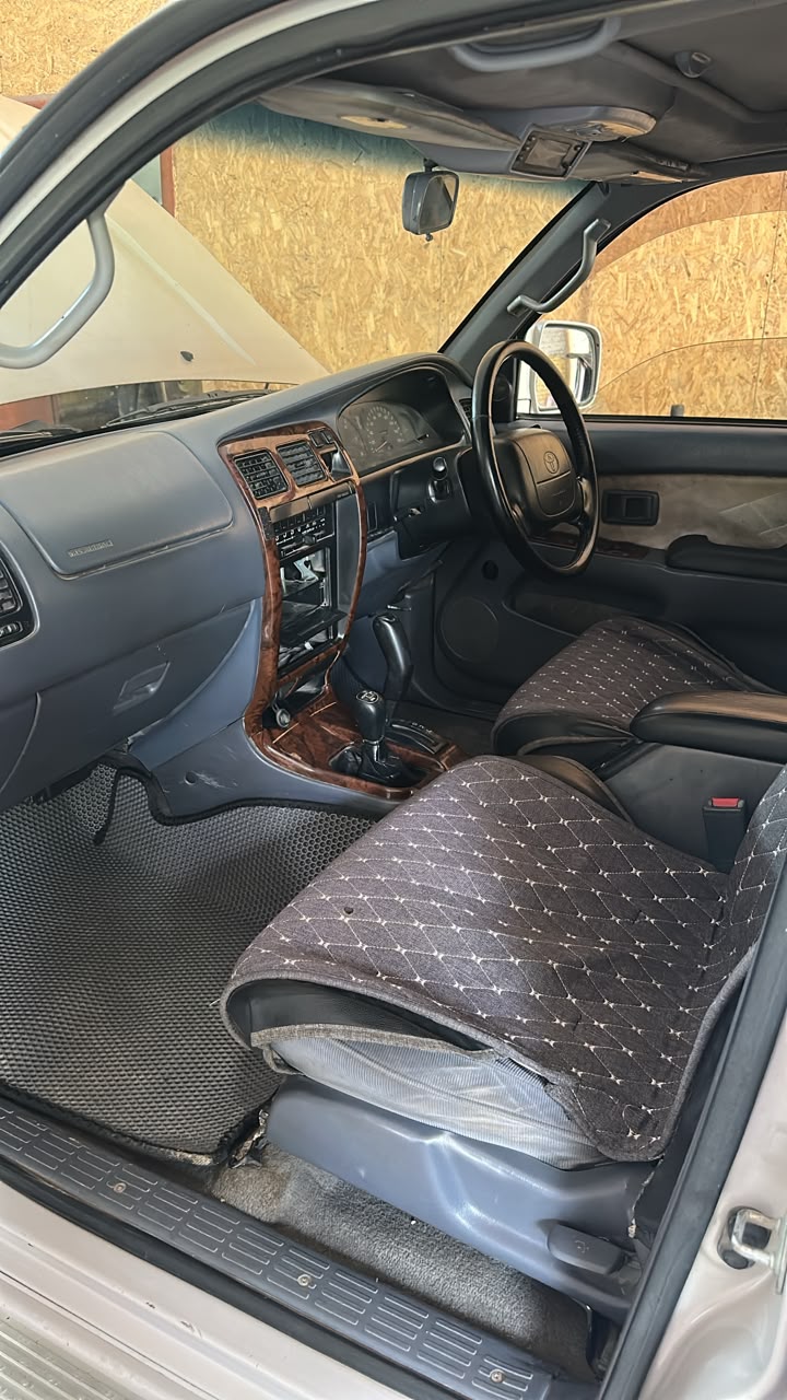 Toyota Hilux Surf