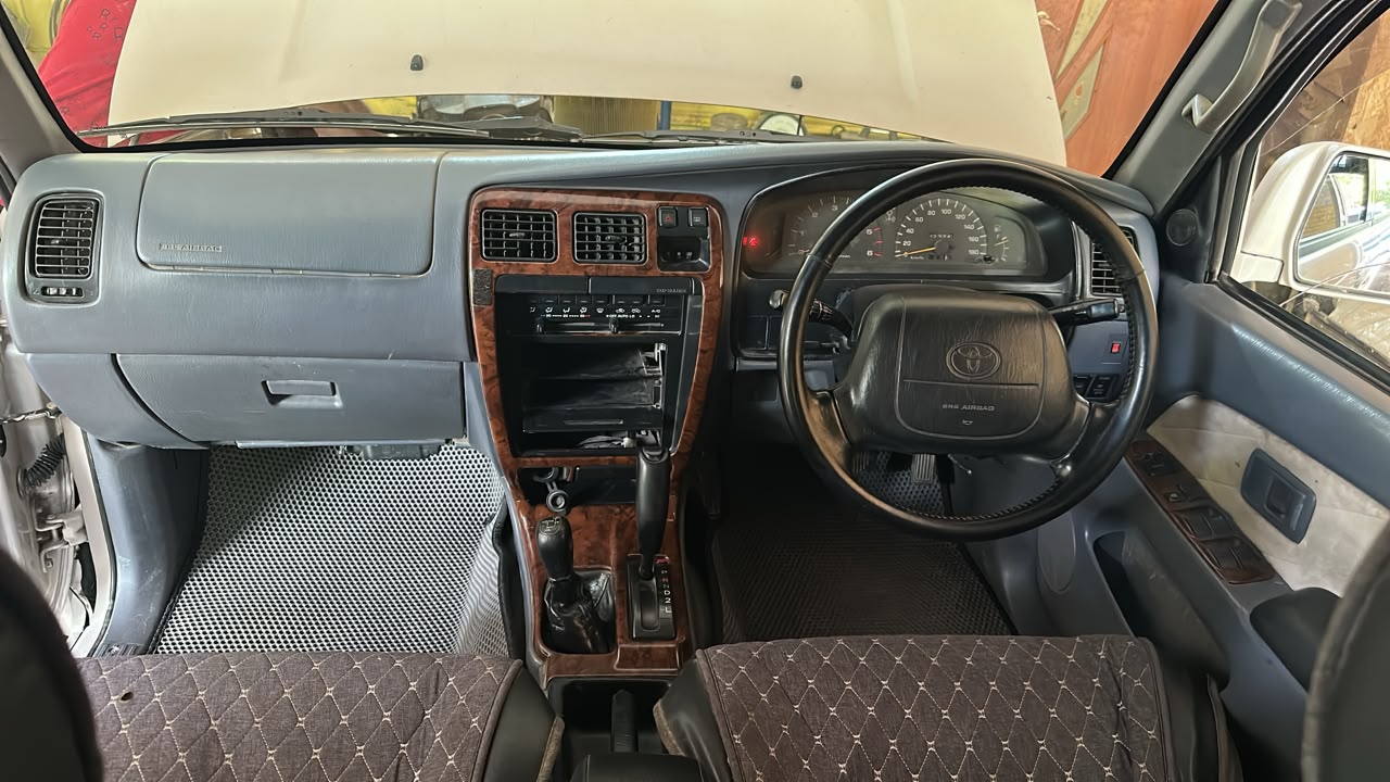 Toyota Hilux Surf